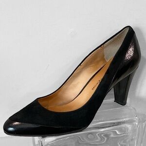 Modern Vintage Black Heels Patent Leather and Suede Design